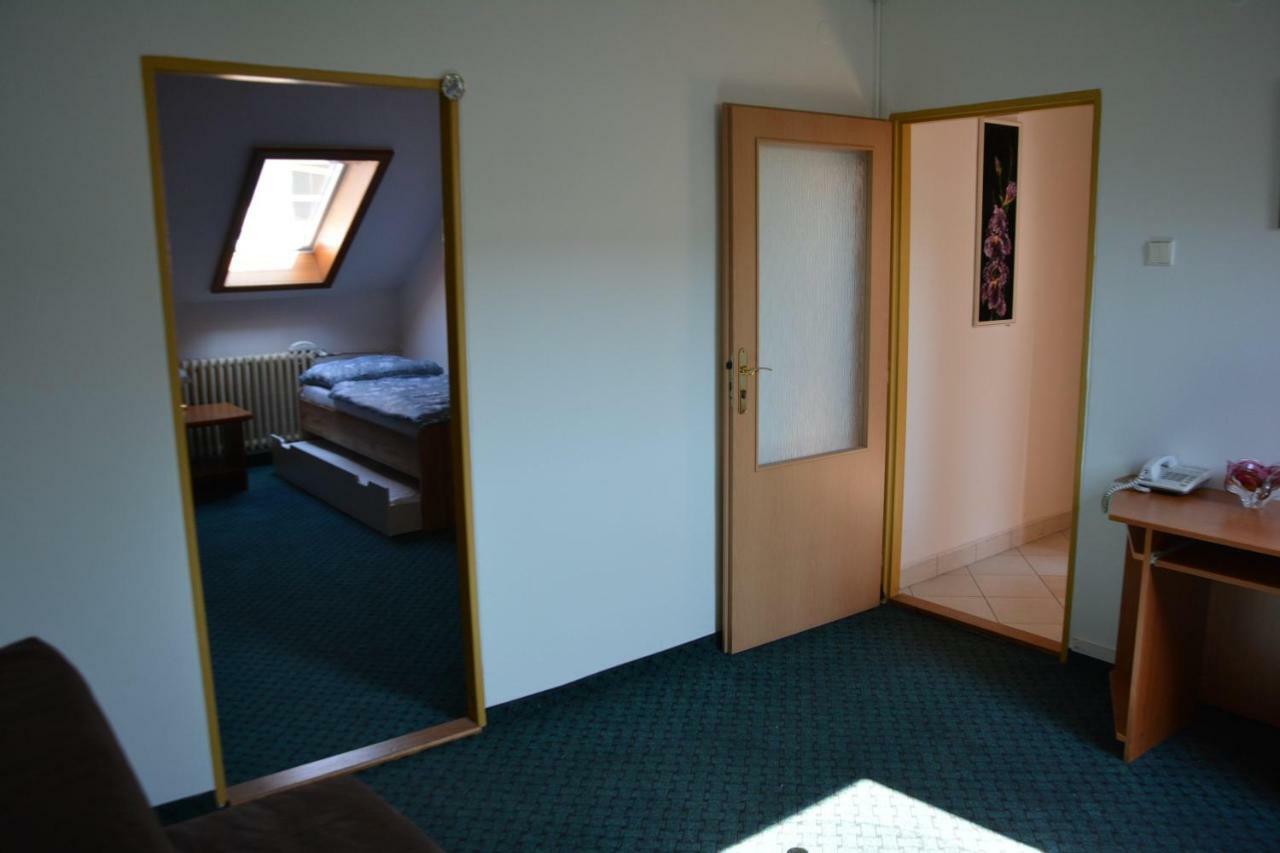 Nerudova Six Otel Kösice Dış mekan fotoğraf